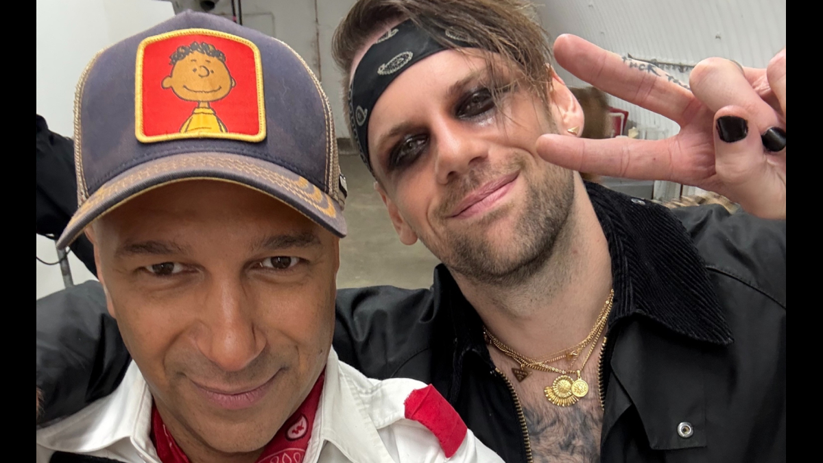 Tom Morello et Beartooth lancent la chanson collaborative "Everything Burns" pour Final Fantasy XIV