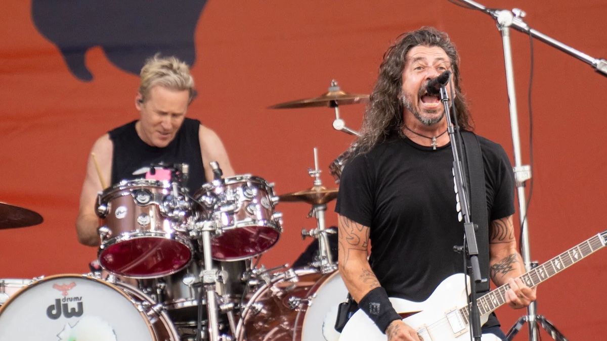 Dave Grohl brise le silence sur le licenciement de Josh Freese par les Foo Fighters
