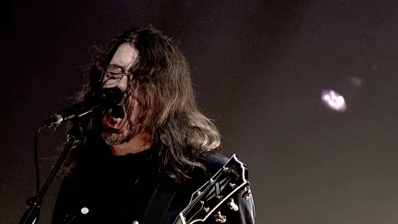 Les Foo Fighters interprètent « Votre jouet préféré » sur Graham Norton : regardez