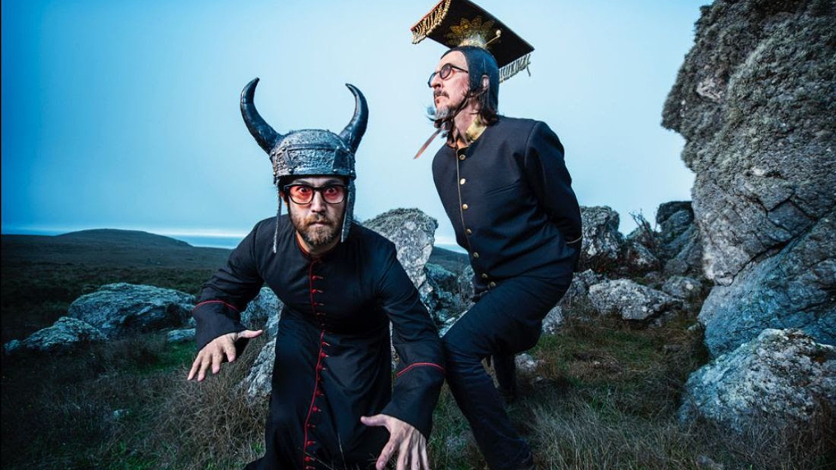 The Claypool Lennon Delirium annonce un album concept sur le thème de l'IA et dévoile le single ft. WILLOW
