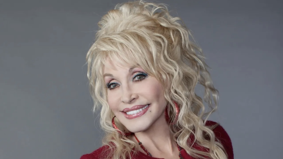 Dolly Parton travaille sur les performances d'Avatar