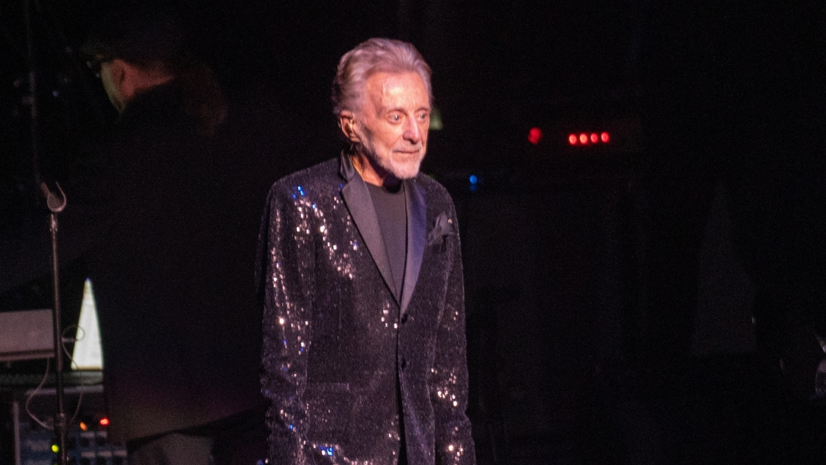 Frankie Valli, 92 ans, conteste l'annonce de sa retraite