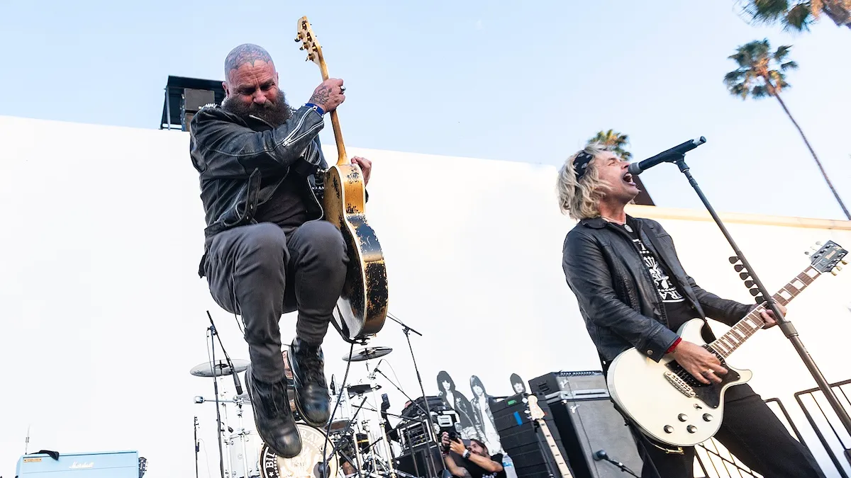 Billie Joe Armstrong, Tim Armstrong, Travis Barker, CJ Ramone Rock Ramones Classics à la fête du 50e anniversaire